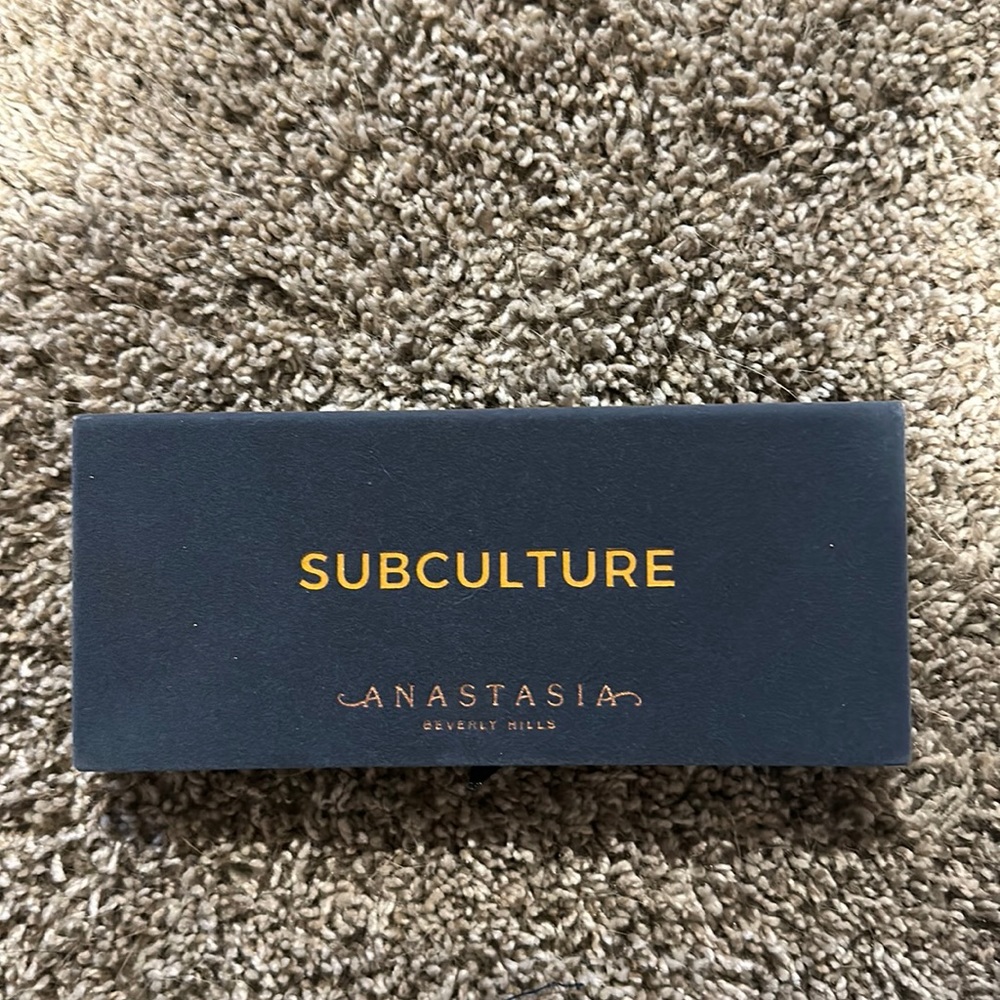 Anastasia Beverly Hills Subculture Eyeshadow Palette